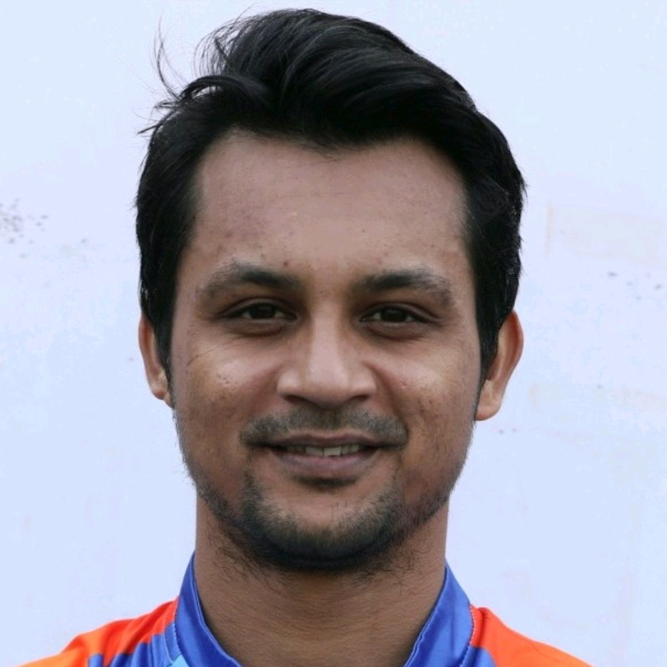 नादिफ चौधरी
